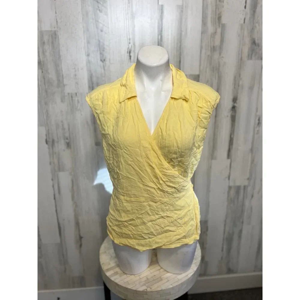 Yellow blouse 